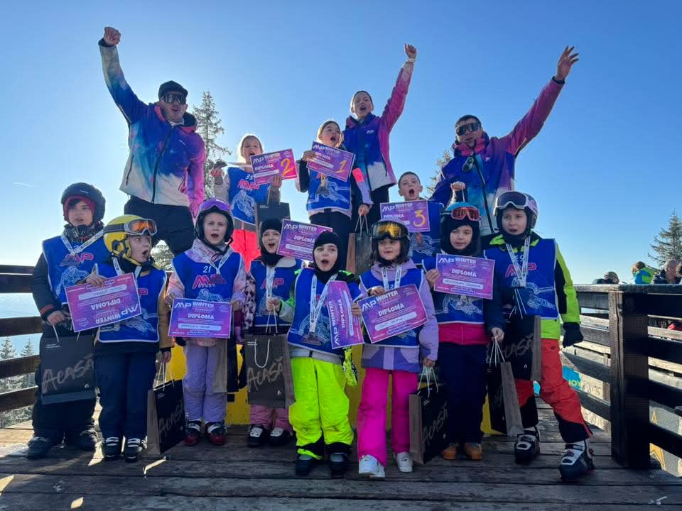 Imagine Maurer Imobiliare alături de MP SPORT, împreună descoperim bucuria schiului și creștem campioni